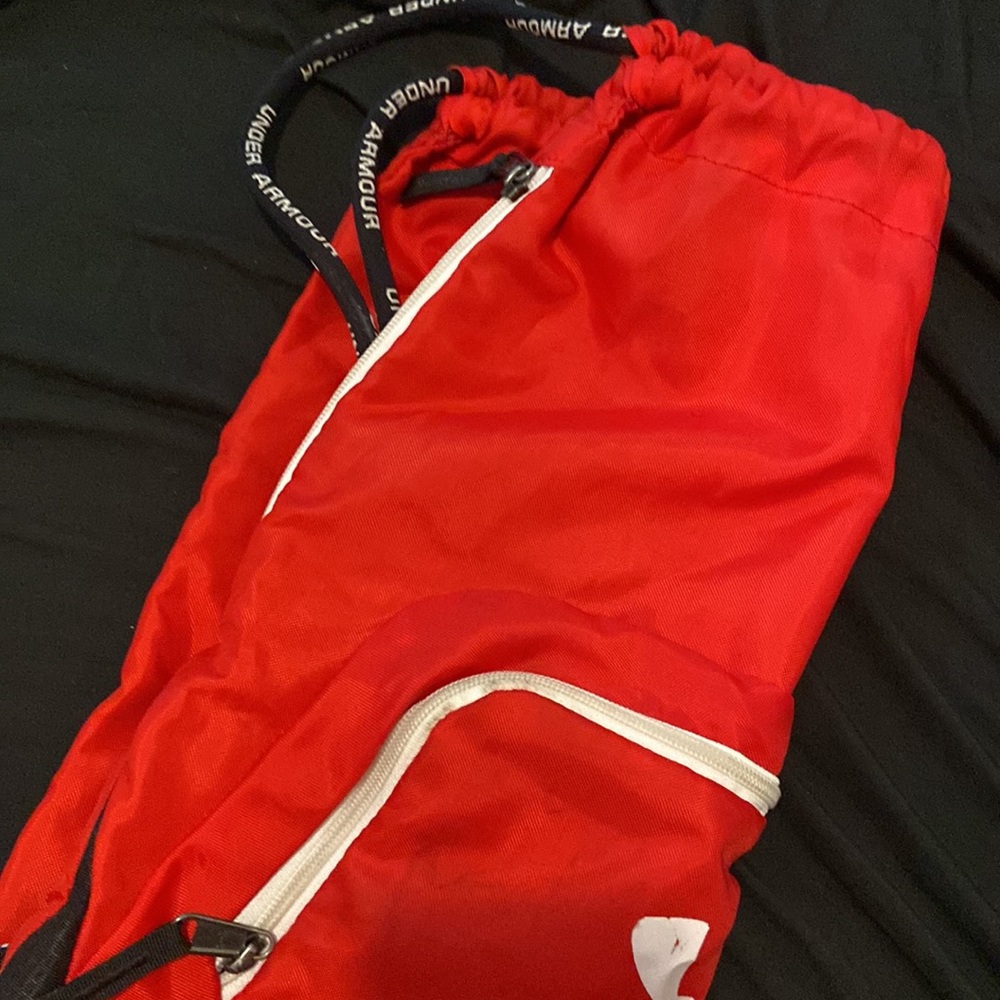 under armour drawstring - Picture 3 of 3